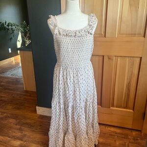 💕 3 for $10 Old Navy Cream midi dress